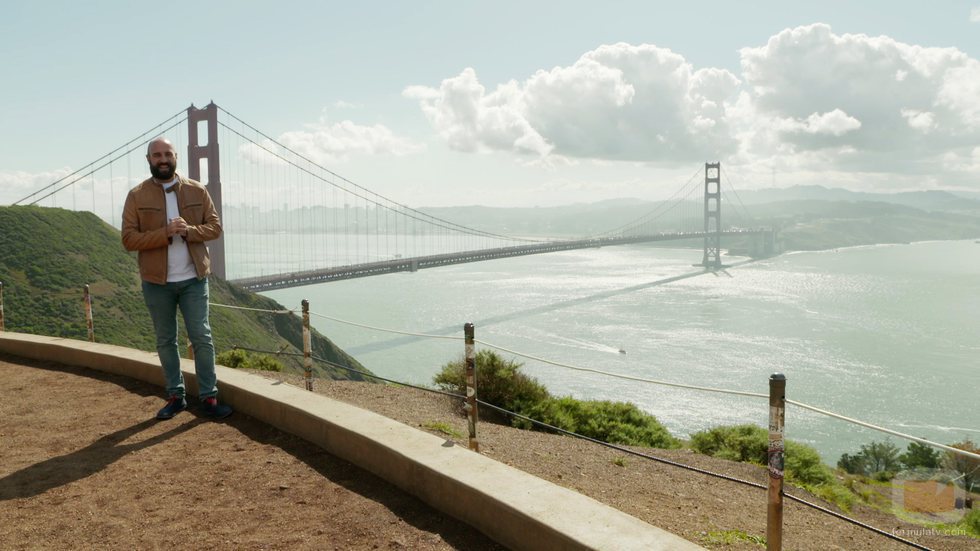 Pedro Mardones en el puente de San Francisco en 'Viajeros Cuatro'