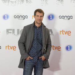 José Manuel Poga posa en la premiere de 'Fugitiva'