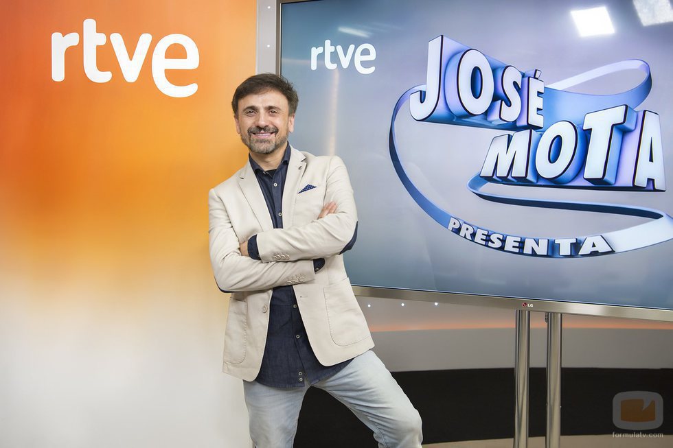 José Mota posa sonriente en la presentación de 'José Mota presenta...'
