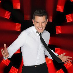 Jesús Vázquez, sonriente presentador de 'Factor X'