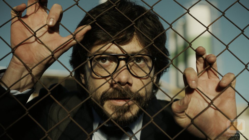 El Profesor sale de su escondite en el 1x05 de 'La Casa de Papel'