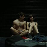 Tokio y Río, juntos en el baño en el 1x05 de 'La Casa de Papel'