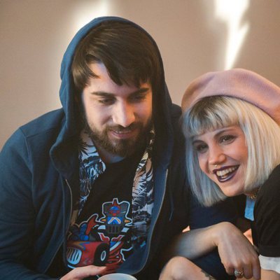 Manuel Huedo y Angy son Kiu y Mireia en 'Bajo la red' en Playz