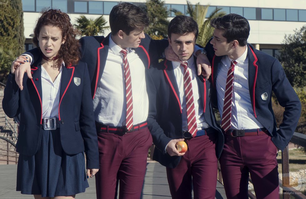 María Pedraza, Miguel Bernardeau, Itzan Escamilla y Álvaro Rico en 'Élite', de Netflix