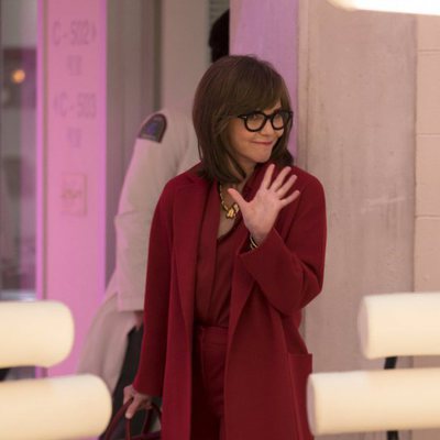 Sally Field saluda en la primera temporada de 'Maniac'