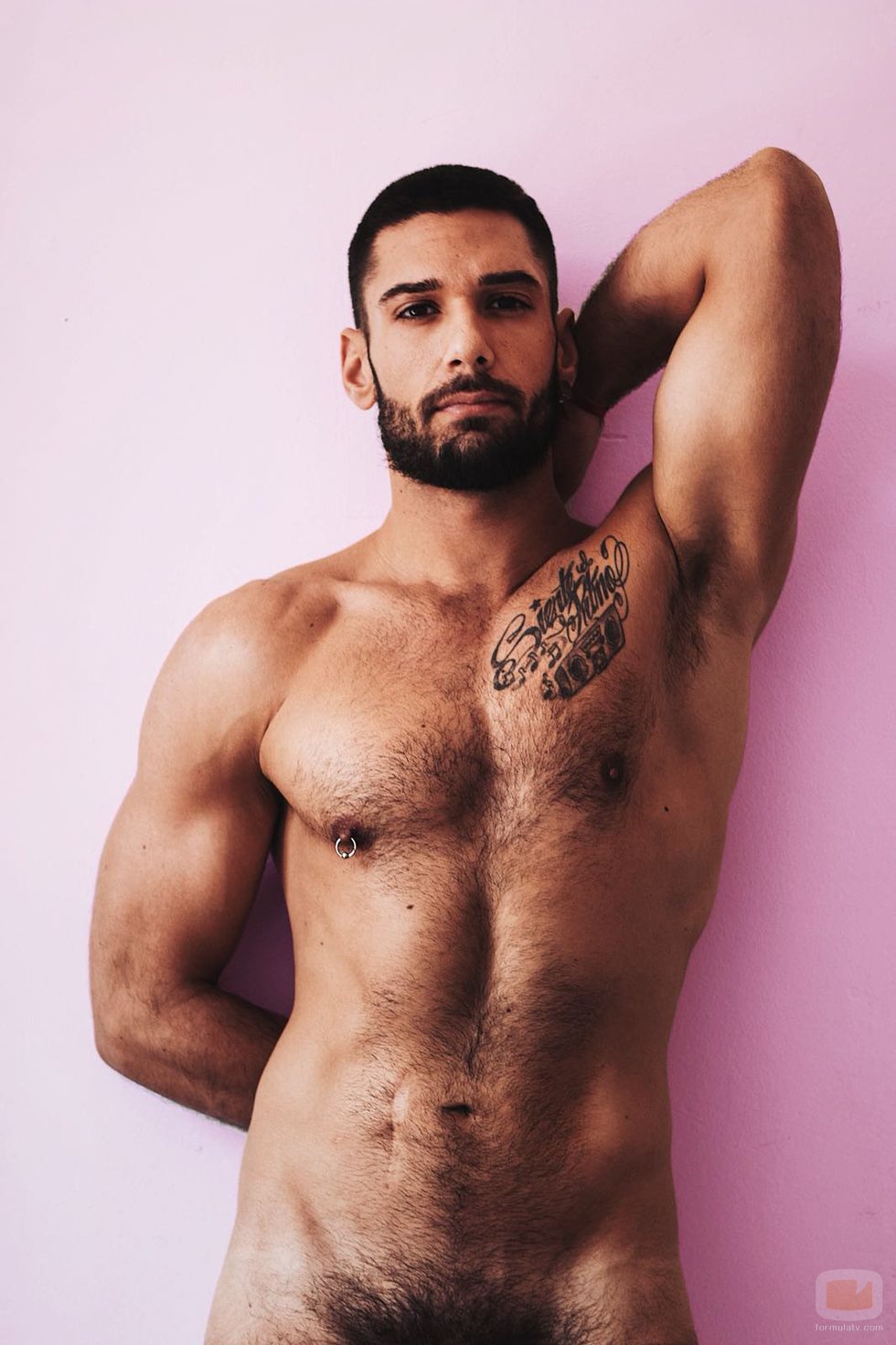 Juanjo Hernández, de 'Ninja Warrior', protagoniza un desnudo integral