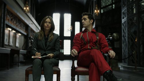 Raquel y Berlín reciben a los rehenes en el 1x07 de 'La Casa de Papel'