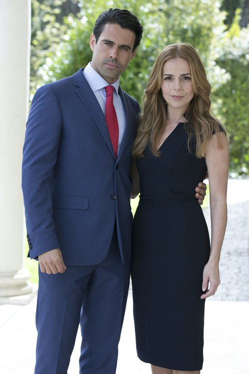 Emmanuel Esparza y Miryam Gallego son Alberto Guzmán y Ana Chantelle en 'Secretos de Estado'