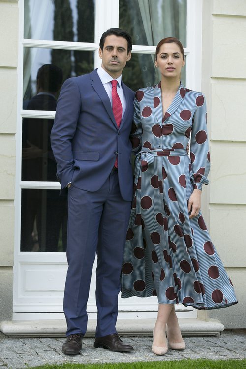 Emmanuel Esparza y Michelle Calvó como Alberto Guzmán y Paula Campillo en 'Secretos de Estado'