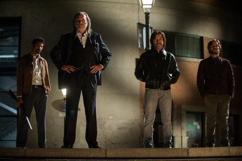 Abraham Guerrero junto a su hijo Tomás y otros dos hombres en 'Gigantes'