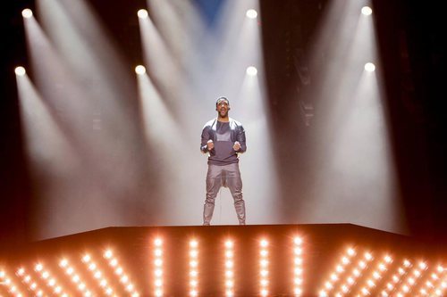 El representante de Austria en Eurovision 2018 Cesár Sampson, en el primer ensayo