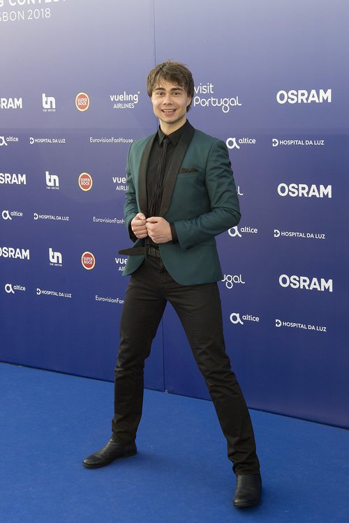Alexander Rybak, representante de Noruega, en la 'blue carpet' de Eurovisión 2018