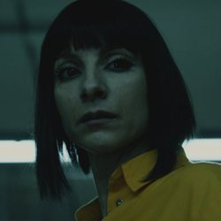 Zulema con la mirada fija en el 3x02 de 'Vis a vis'