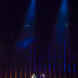 Plano general durante el tercer ensayo de Alfred y Amaia en el Festival de Eurovisión 2018
