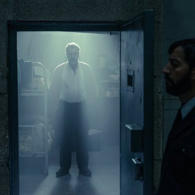 Oubiña dentro de la celda en el capítulo final de 'Fariña'