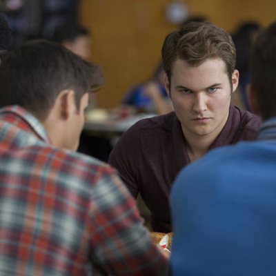 Bryce en el comedor del instituto durante la segunda temporada de 'Por 13 razones'