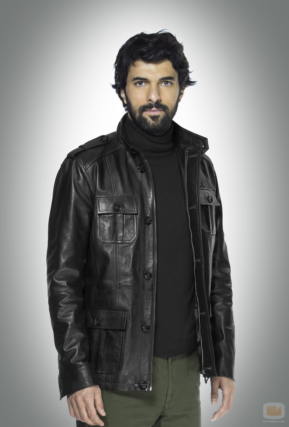 Engin Akyürek en 'Amor de contrabando'