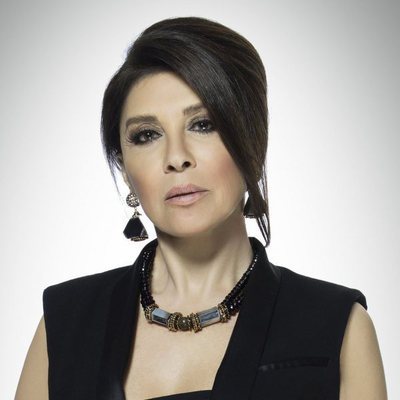 Nebahat Çehre en 'Amor de contrabando'
