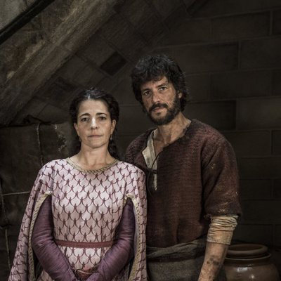 Daniel Grao y Nora Navas en 'La catedral del mar'