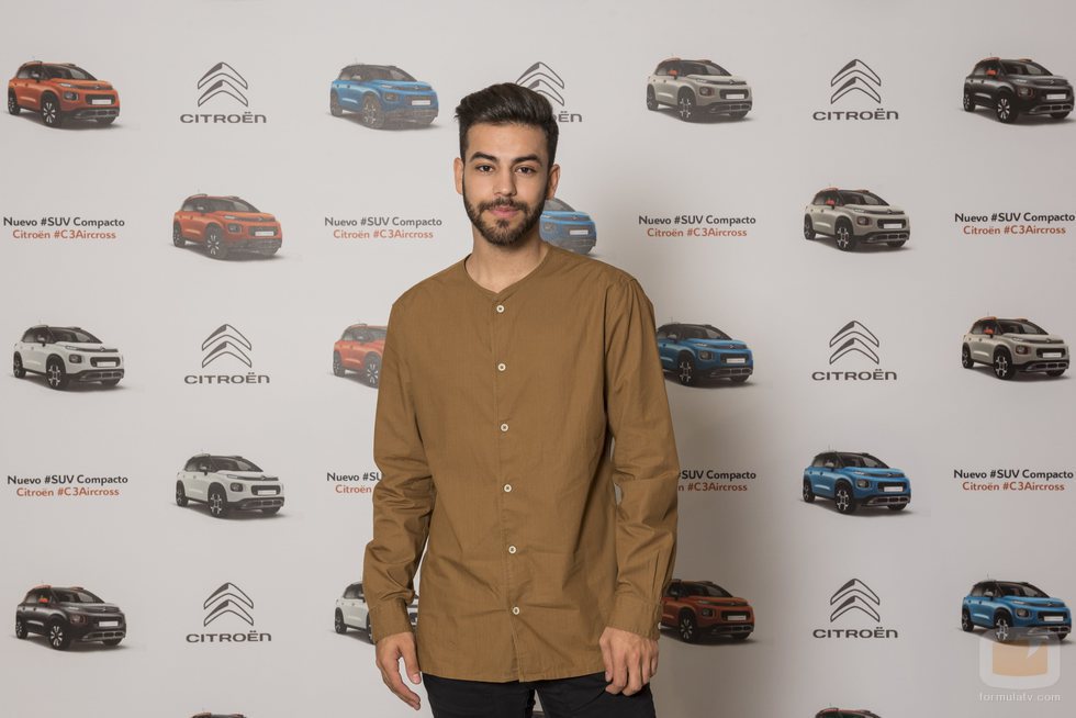 Agoney, 'OT 2017', posa en la presentación de Citröen