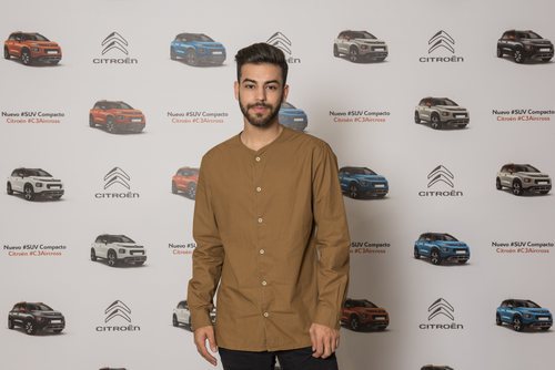 Agoney, 'OT 2017', posa en la presentación de Citröen
