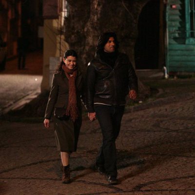 Fatmagül y Kerim pasean juntos en la segunda temporada de 'Fatmagül'