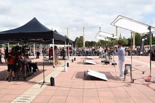 Cientos de personas hacen varias horas de cola en el primer casting de 'OT 2018'