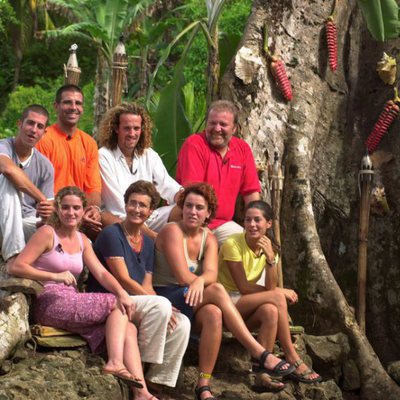 El equipo Norte de 'Supervivientes: Expedición Robinson' con Juanma López Iturriaga