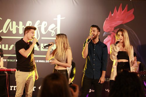 Raoul, Mimi, Nerea y Agoney cantando en la presentación del  Carrefest Music Talent 2018