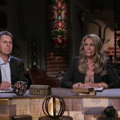 Jordi Ríos y Mónica Pérez en un sketch de 'Cuarto Milenio' en 'Homo Zapping'