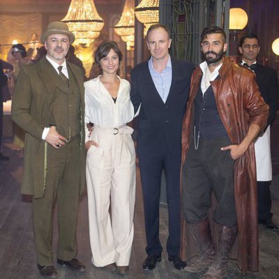 Parte de los actores de 'El Continental'