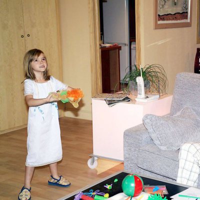 Elisa Drabben junto a Joseba Apaolaza, su padre en 'Aquí no hay quien viva'