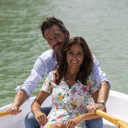 Carmen Alcayde y David Valldeperas nuevos presentadores de 'Aquí hay madroño'