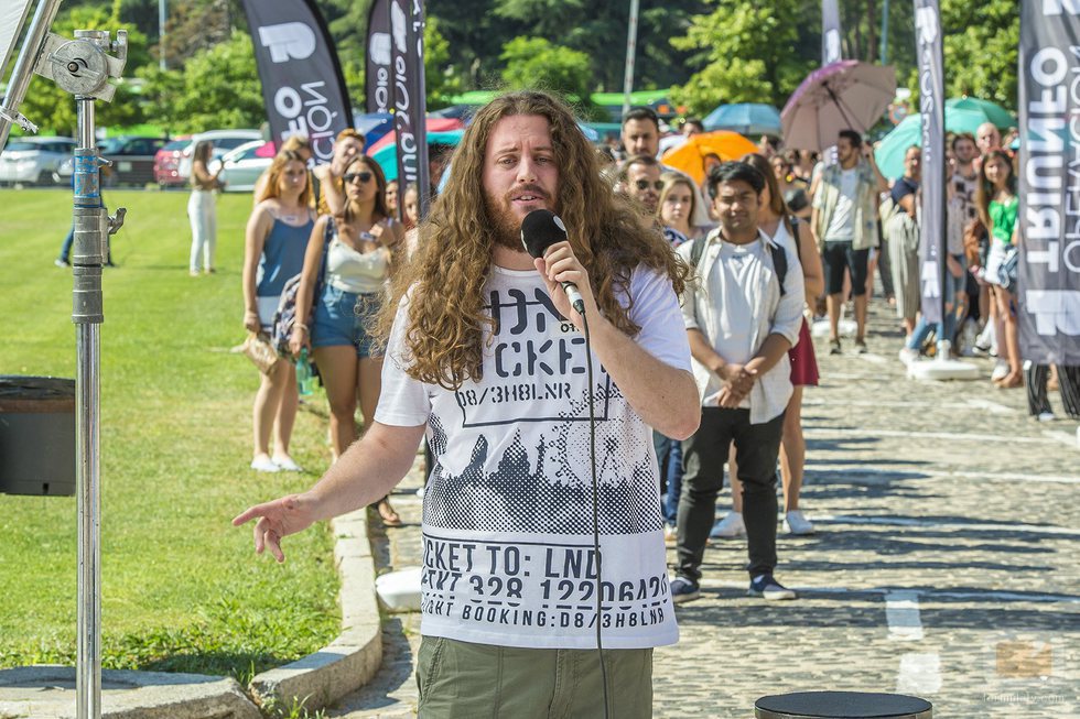 Un aspirante a entrar en 'OT 2018' canta en el casting de Madrid