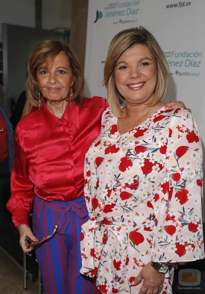 Terelu Campos, acompañada de su madre María Teresa Campos, en su salida del hospital