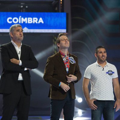 Iturriaga junto a Joaquín Reyes, capitán del equipo azul, con el único miembro en juego de 'Crush'