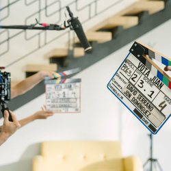 Foto del rodaje de la serie de humor político de TNT 'Vota Juan'