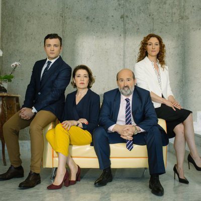 Adam Jezierski, Nuria Mencía, María Pujalte y Javier Cámara, actores de 'Vota Juan'