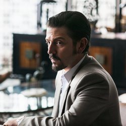 Diego Luna es Miguel Ángel Félix Gallardo en 'Narcos: México'