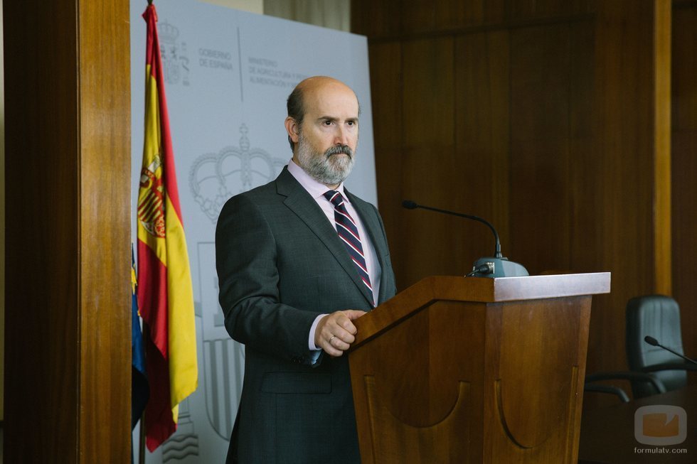 Javier Cámara durante una escena de 'Vota Juan'