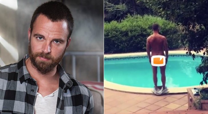 Carles Francino protagoniza un desnudo integral en su piscina