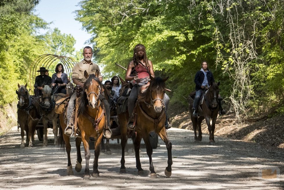 Rick y Michonne encabezan un trayecto de los supervivientes de 'The Walking Dead'