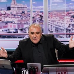 Antonio García Ferreras posa en el nuevo plató de 'Al rojo vivo' en laSexta