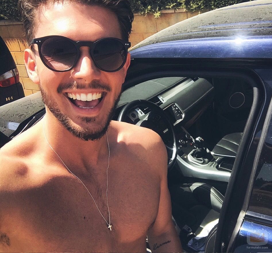 Carlos Right ('OT 2018') disfrutando del verano más sexy