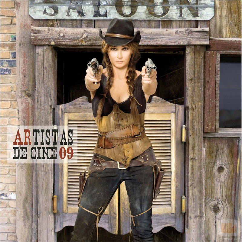 Ana Rosa Quintana es una cowboy en el calendario de 'El programa de Ana Rosa'