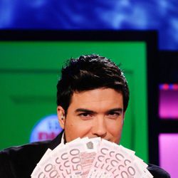 El nuevo programa 'Rico al instante' con su presentador Javier Estrada