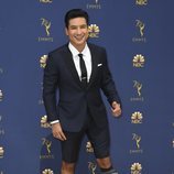Mario Lopez en la alfombra roja de los Emmy 2018