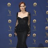 Madeline Brewer en la alfombra de los Emmys 2018