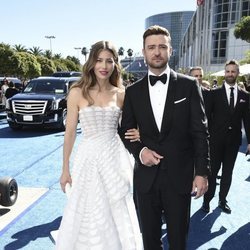 Jessica Biel y Justin Timberlake en la alfombra roja de los Emmy 2018