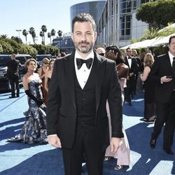 Jimmy Kimmel en la alfombra roja de los Emmy 2018